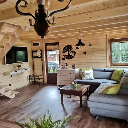 Nad Jeziorem בית נופש *